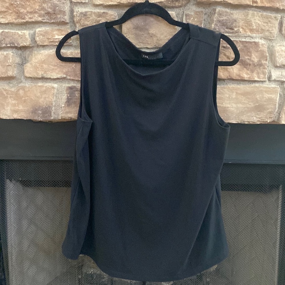 I. N. Studio black sleeveless top. Size is 1X
